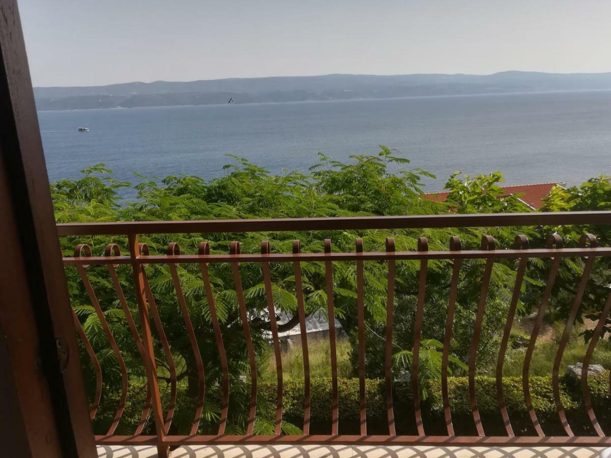 Apartmani Ujdur 오미스 외부 사진