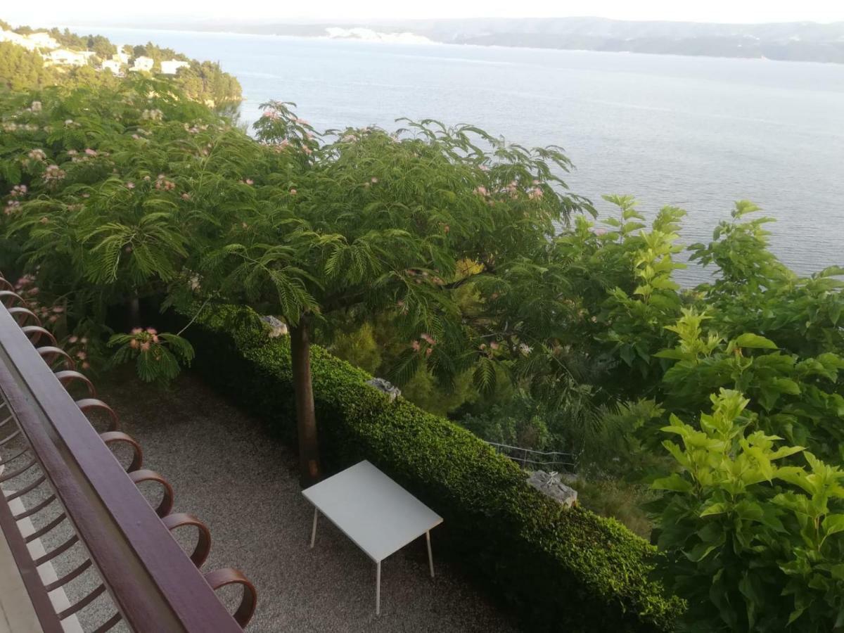 Apartmani Ujdur 오미스 외부 사진