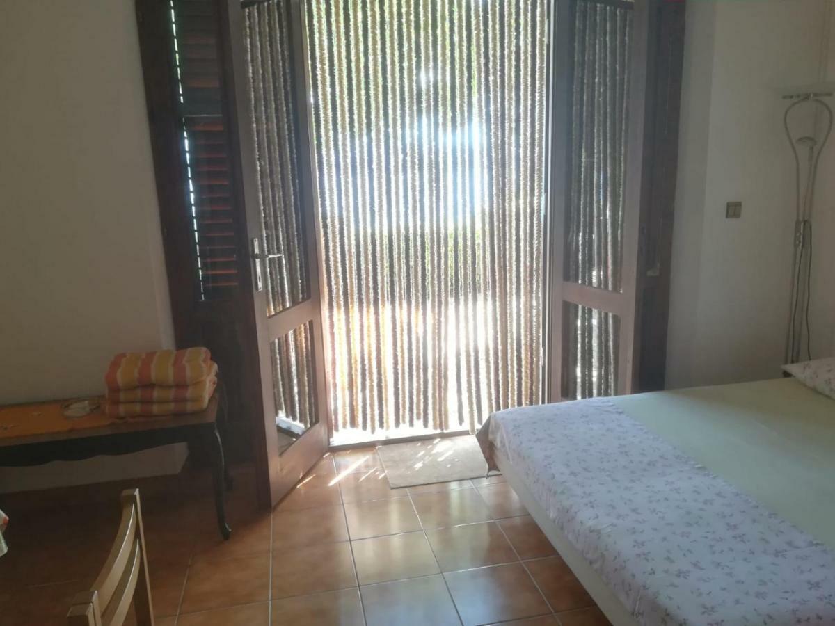 Apartmani Ujdur 오미스 외부 사진