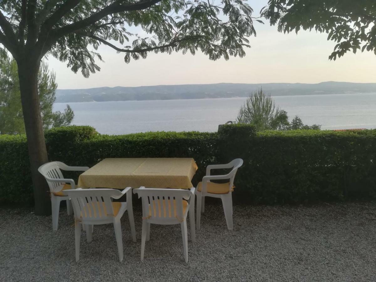 Apartmani Ujdur 오미스 외부 사진